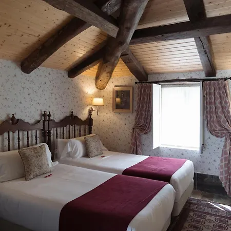 Pazo De Bieite 2*
