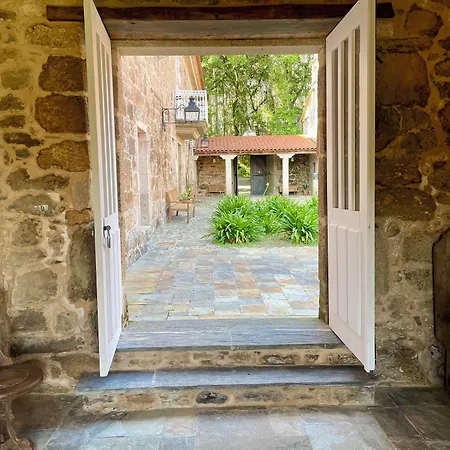 Otel Pazo De Bieite 2*