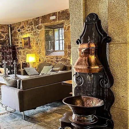 Otel Pazo De Bieite 2*